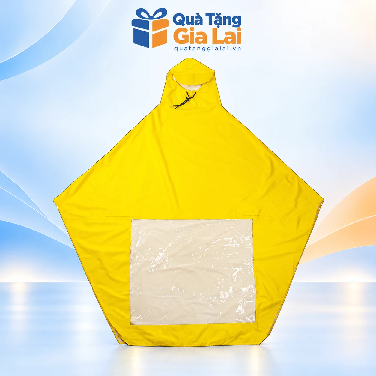 Áo mưa cánh dơi RĐ 0.17 màu vàng với mũ liền và mảng nhựa trong suốt trên nền Quà Tặng Gia Lai