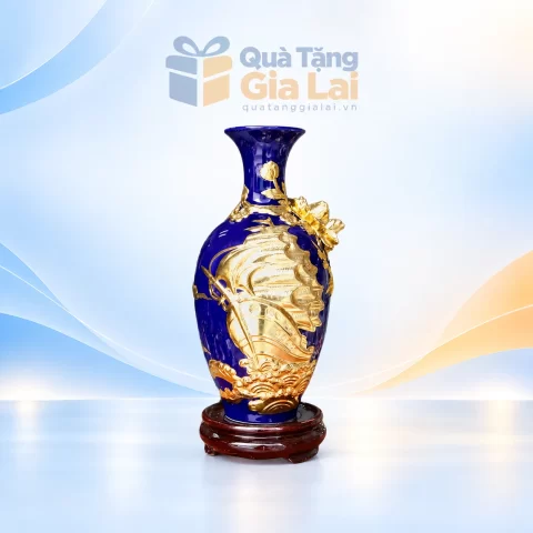 Bảo bình Thuận buồm xuôi gió H30 dát vàng nền xanh lam kèm đế nâu
