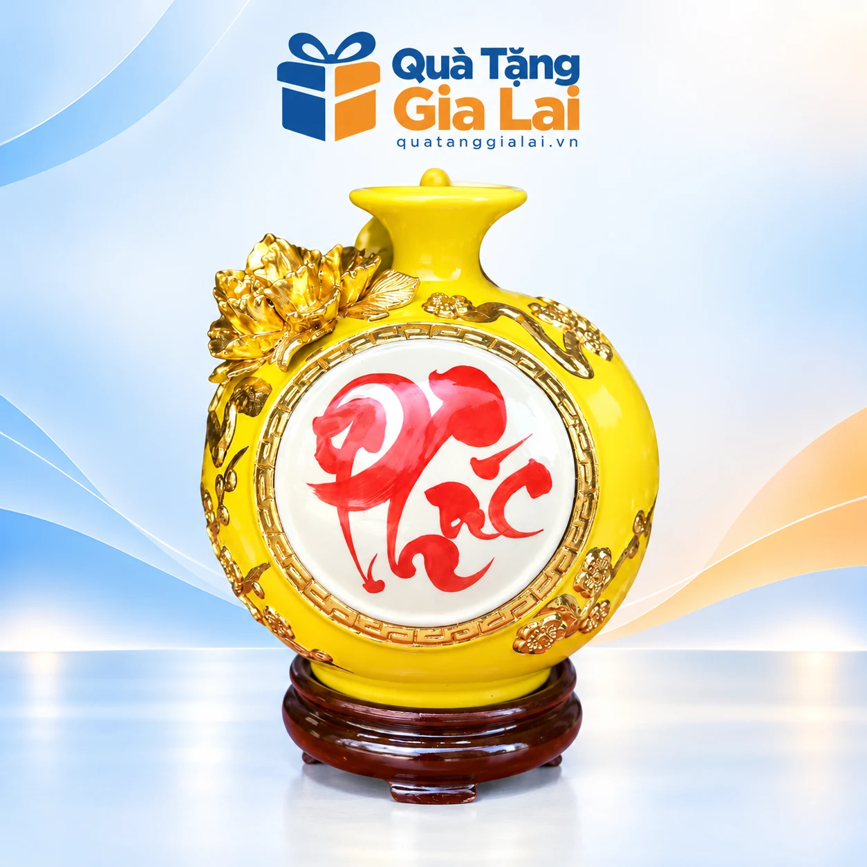 Bình hút lộc chữ Phúc H22 men vàng hoa nổi vàng kim trên đế gỗ