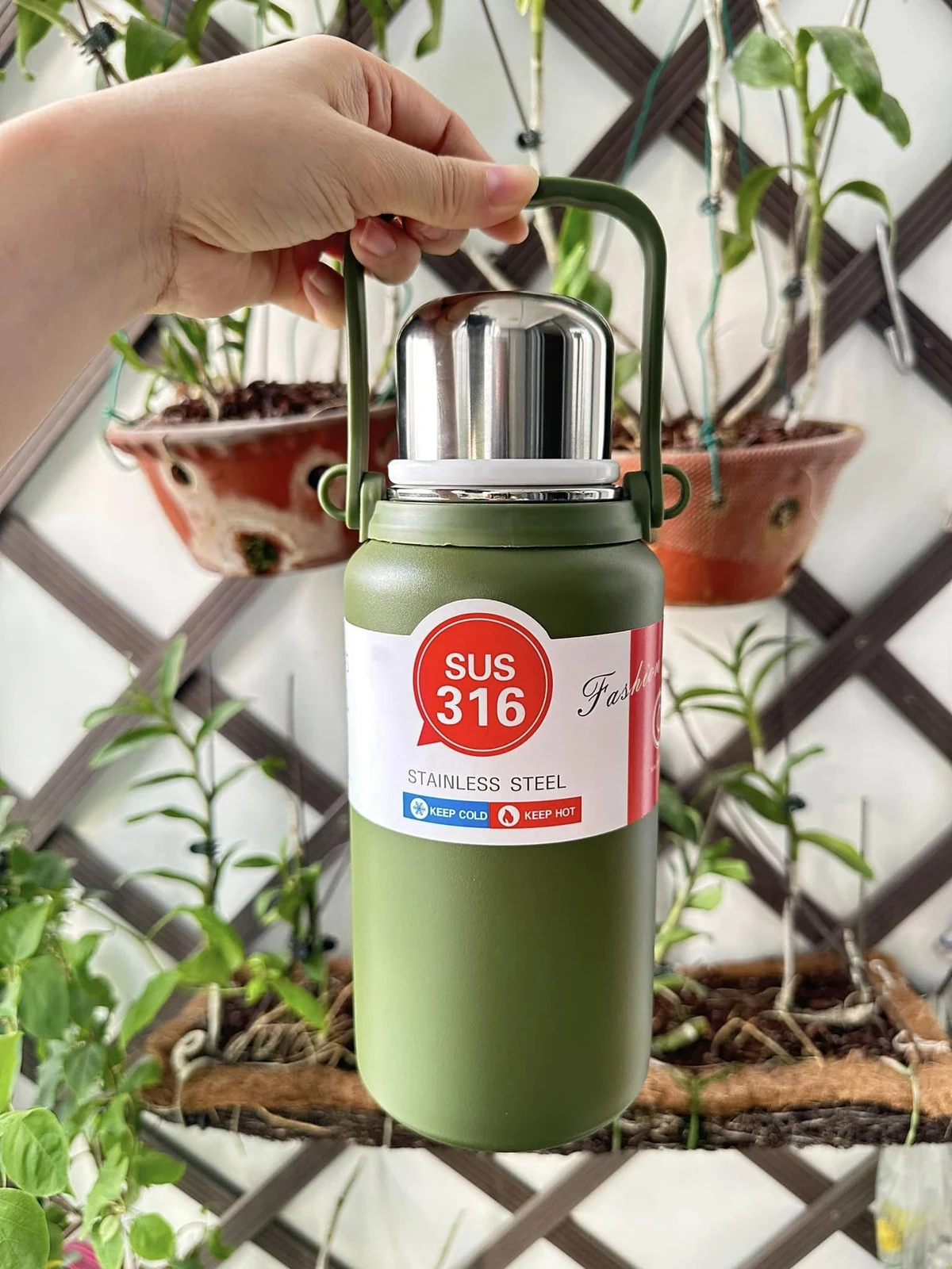 Bình quai xách 1500 ml màu xanh rêu