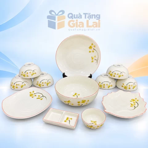 Bộ bát đĩa 12 món men kem 02 hoa vàng viền hồng trên nền Quà Tặng Gia Lai