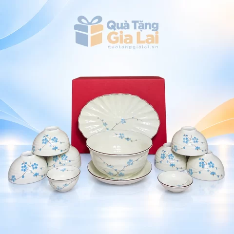 Bộ bát đĩa men kem 10 hoa xanh gồm 11 món trên nền Quà Tặng Gia Lai