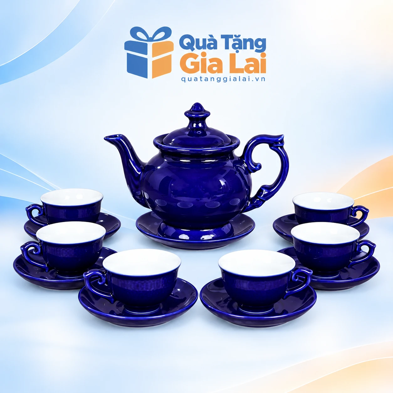 Bộ trà Đài Cát 02 xanh cobalt trơn với sáu chén lòng trắng và bảy đĩa kê