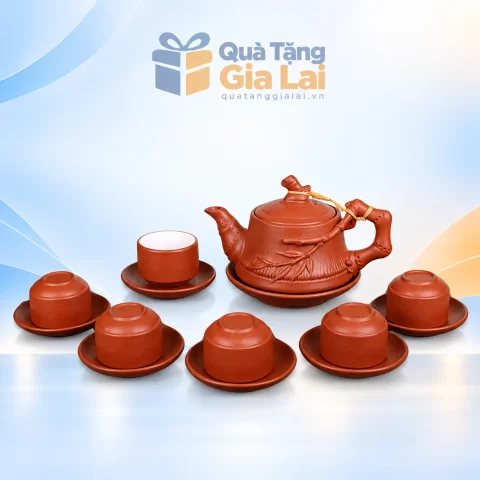 Bộ trà tử sa đắp trúc S2 đỏ nâu gồm ấm, sáu chén và sáu đĩa kê