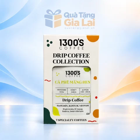 Hộp cà phê 1300S Drip Coffee Collection trên nền Quà Tặng Gia Lai