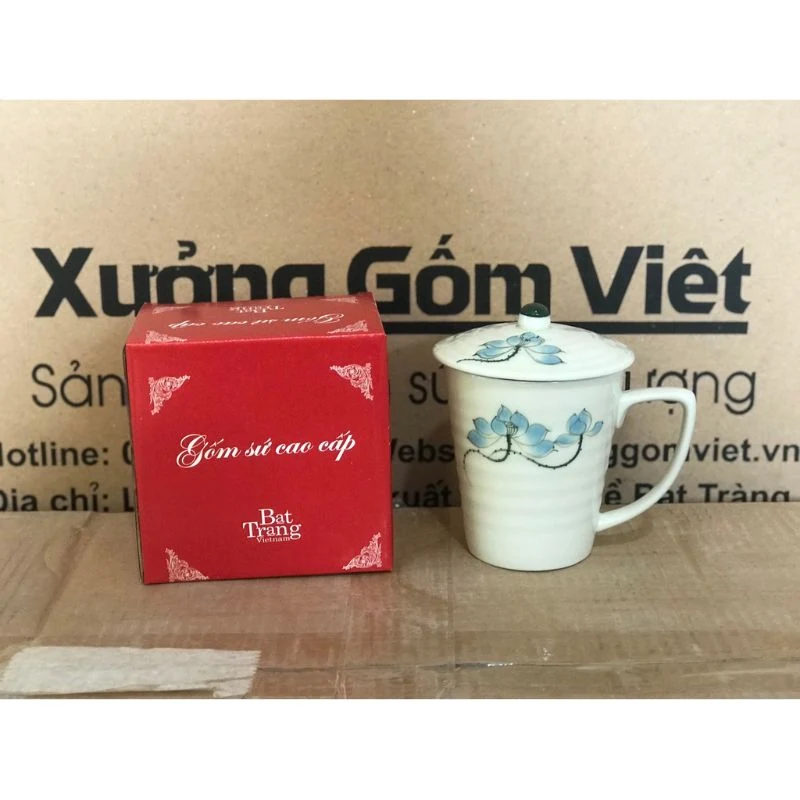 Mặt cốc Lipton men kem họa tiết sen xanh và nắp đồng bộ