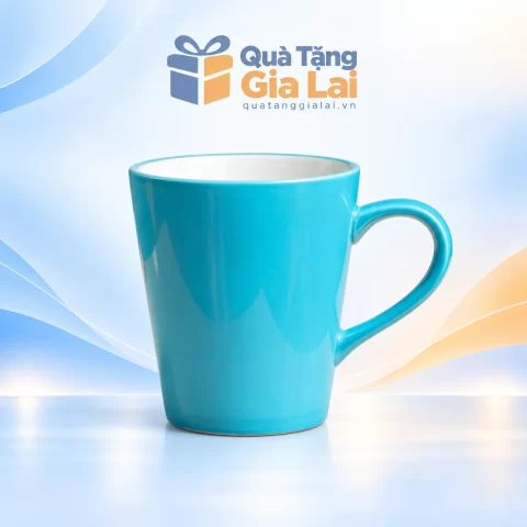 Cốc sứ vát thấp men bóng xanh ngọc lòng trắng với quai giọt nước