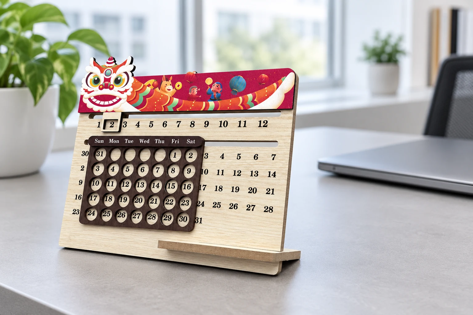 Lịch gỗ khung trượt đặt cạnh máy tính trên bàn làm việc