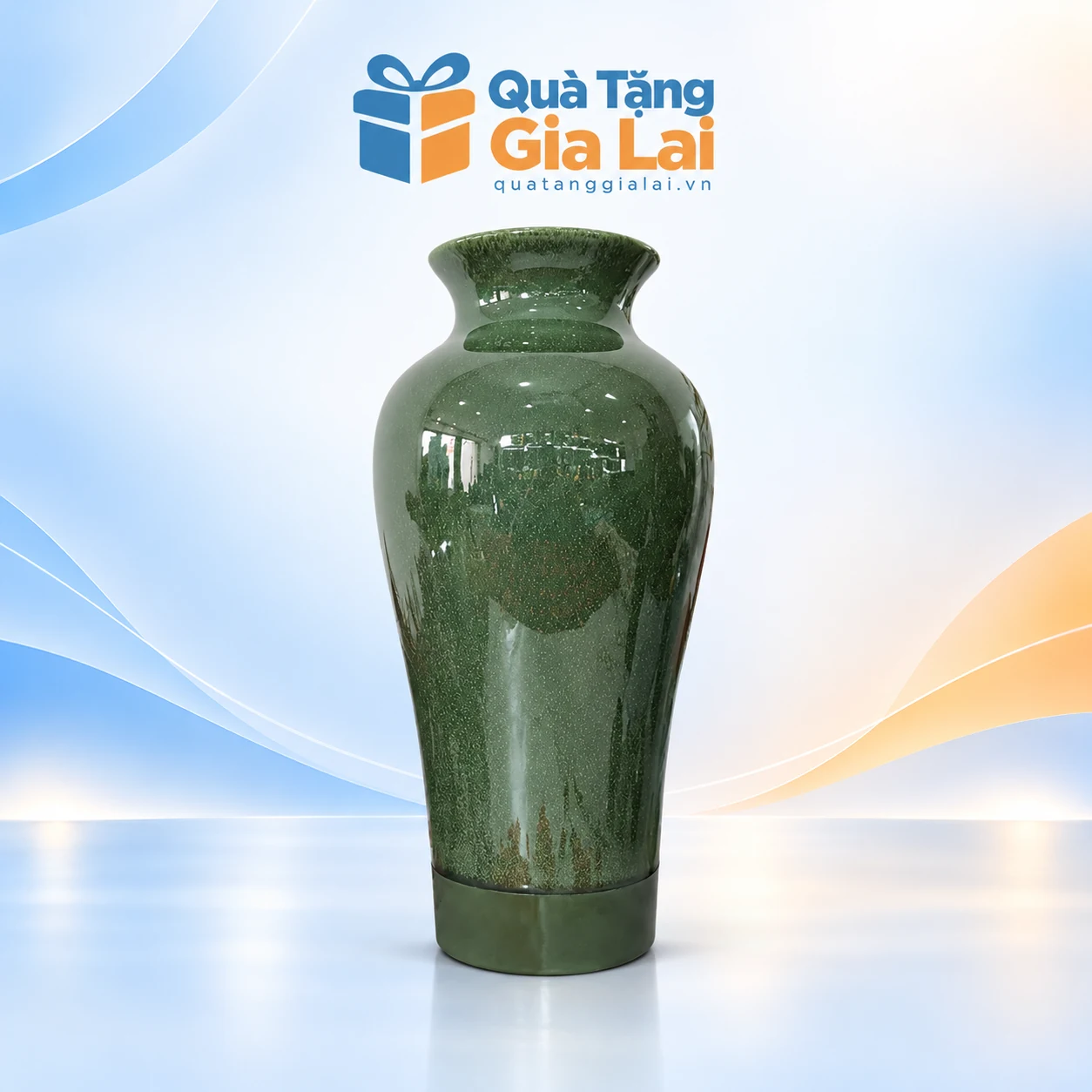 Lọ hoa đùi dế H32 men hỏa biến xanh rêu
