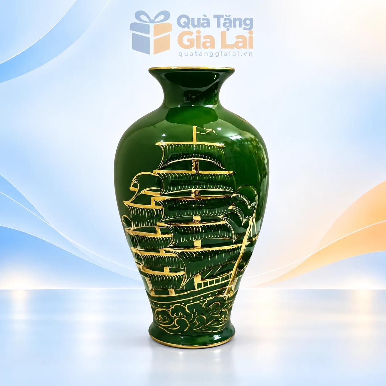 Lọ hoa H30 men xanh vẽ thuyền buồm vàng