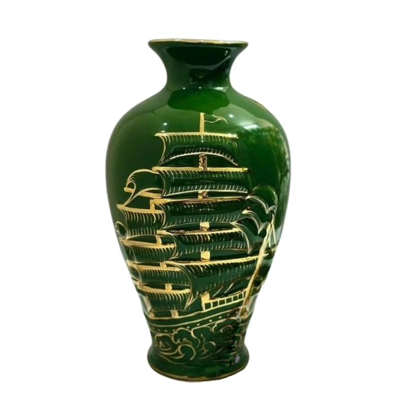 Mặt thuyền buồm của lọ hoa H30 men xanh