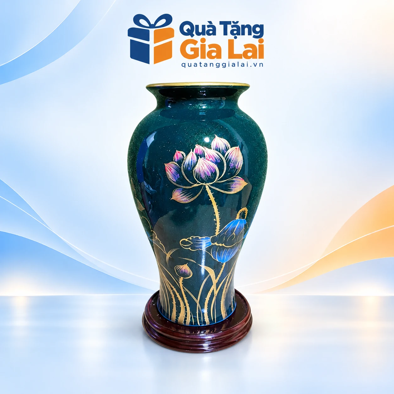 Lọ hoa đùi dế sơn mài H32 xanh đậm hoa sen trên đế tròn