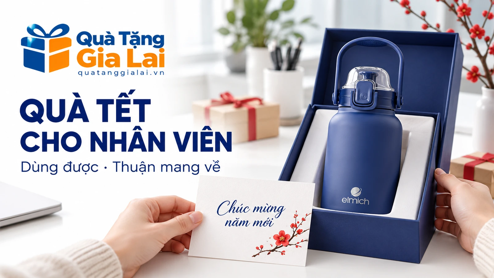 Bình Elmich trong hộp ý tưởng cùng thiệp chúc mừng năm mới