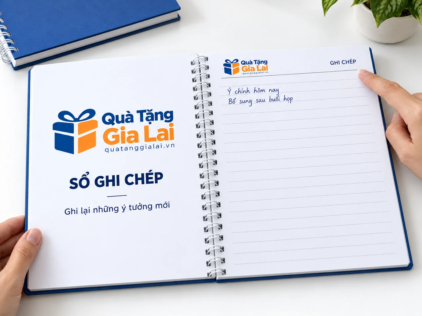 Bản minh họa trang giới thiệu cạnh trang ghi có tiêu đề và logo nhỏ