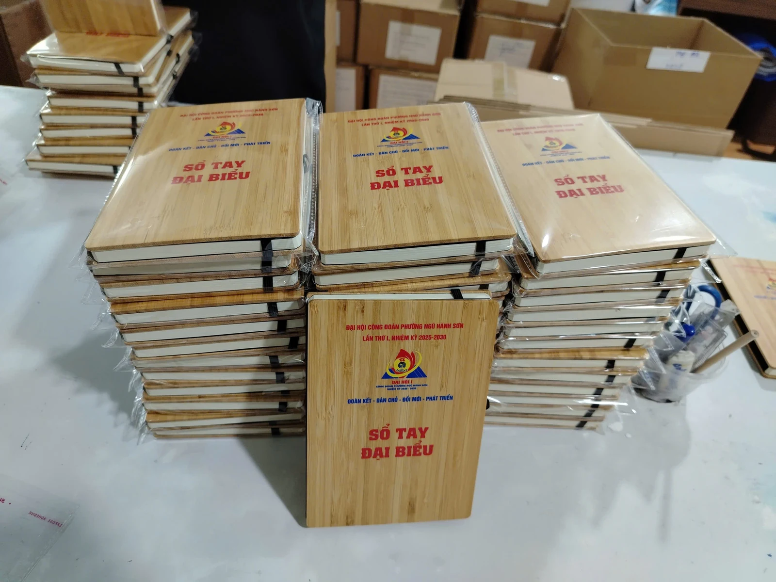 Sổ bìa tre đã in nội dung đại hội